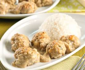 Albóndigas con salsa de champiñones