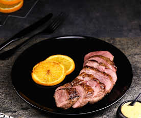 Magret de pato a la naranja con sabayón de naranja Al vacío