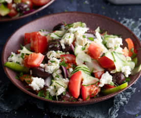 Ensalada Shopska Búlgara (Shopska Salata) (con Cortador)