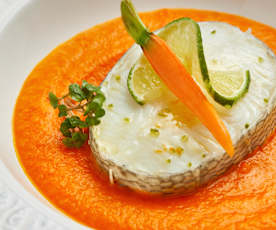 蒸鳕鱼配胡萝卜香茅泥