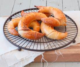 Breakfast crescents