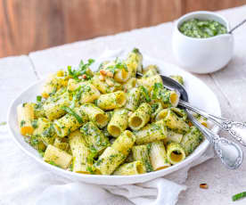 Rigatoni et pesto de mâche