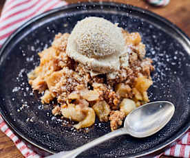 Apple Crumble with Vanilla Cashew Ice Cream