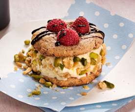 Ice cream cookie sandwich