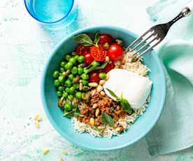 Ensalada de arroz con aliño de pesto rojo