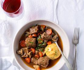 Μοσχάρι με μπύρα Ale και ντάμπλινγκς