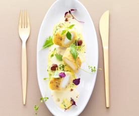 L'œuf comme une omelette soufflée, émulsion noisettes, vinaigrette jaune aux herbes fraîches - Eric Guérin