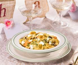 Orecchiette con zucca, porcini e noci