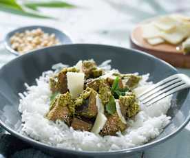 Ensalada pesto de berenjena salteada con arroz