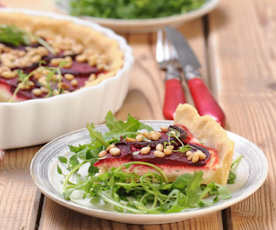 Slaný koláč s tvarohem a pečenou řepou