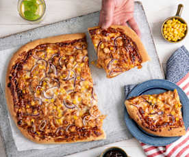 Barbekü Soslu ve Tavuklu Pizza