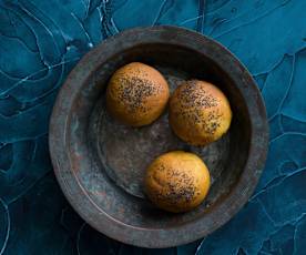 Masala bread rolls