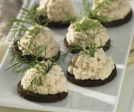 Crostini alla mousse di trota