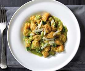 Carrot gnocchi with zucchini cream