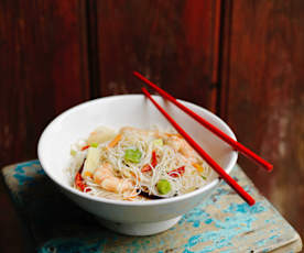Chow mein z krewetkami