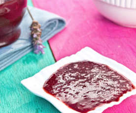 Mermelada de frutos rojos con chipotle