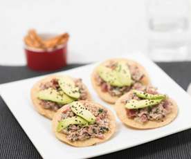 Botana de atún ahumado