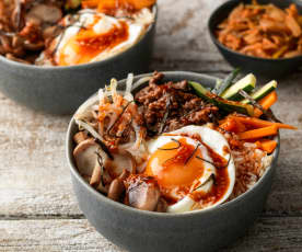 Bibimbap (Rindfleisch-Reis-Bowl)