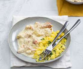 Wędzony kurczak z porem w sosie śmietanowym