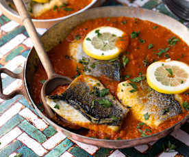 Bacalhau em molho de tomate