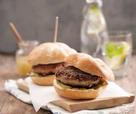 Karbinadle z żymłą