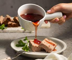 Sos z czerwonego wina