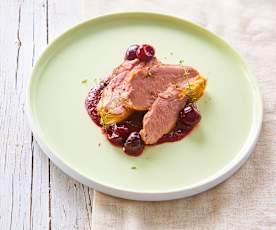 Petto d'anatra sottovuoto con salsa alle ciliegie