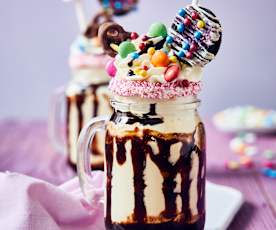 Vanille-Schoko-Freak-Shake