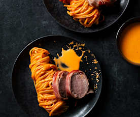 Pork fillet with paprika cream sauce and linguine