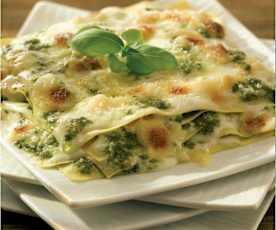 Montaje Lasagna ricotta pesto bechamel