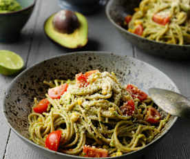 Wholewheat Spaghetti with Avocado Sauce and Vegan 'Parmesan' (TM6 & TM5)