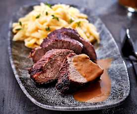 Sauerbraten mit Spätzle