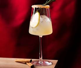 Mocktail de pera y cerveza de jengibre