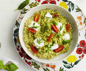 Risotto estivo con pesto al basilico e rucola