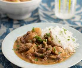 Massaman Curry mit Rindfleisch