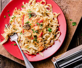 Fettuccine aux légumes, sauce coco-curry