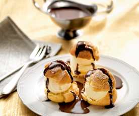 Profiteroles