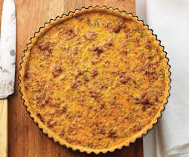 Quiche de bolonhesa e legumes