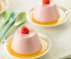 Panacota de framboesa com molho de laranja