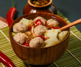 Pork Ball Soup With Cabbage