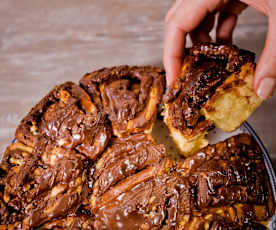 Chocolate, Hazelnut and Orange Buns