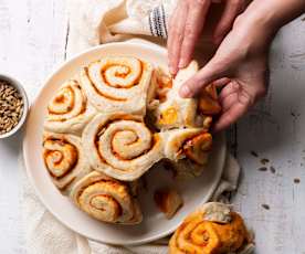 Gestoomde pesto broodjes