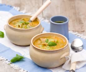 Prowansalska zupa warzywna z domowym pesto