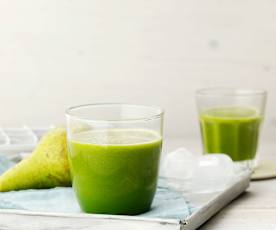 Bebida detox de manzana y pera