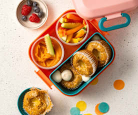 Konfettibox: Gemüsemuffins mit Käsekern und Paprikadip