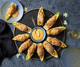 Fischkroketten auf karibischem Coleslaw