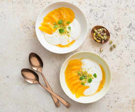 Spiced oranges and dates with yoghurt cream