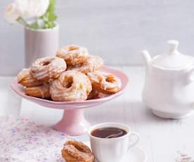 Pączki hiszpańskie (gniazdka)