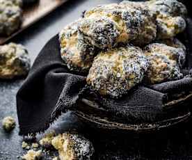 Biscuits noirs au citron