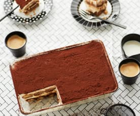 Tiramisu mit Amarettini-Keksen